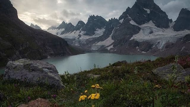 Chitta Katha Lake 