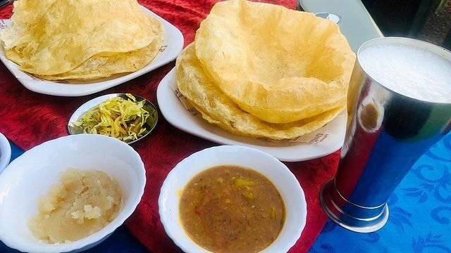 Dogar's Halwa Puri