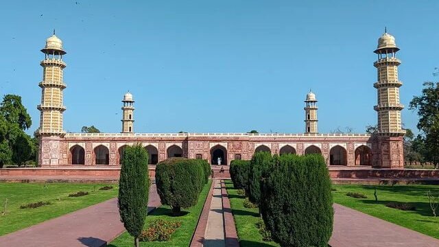 Tomb of Jahangir